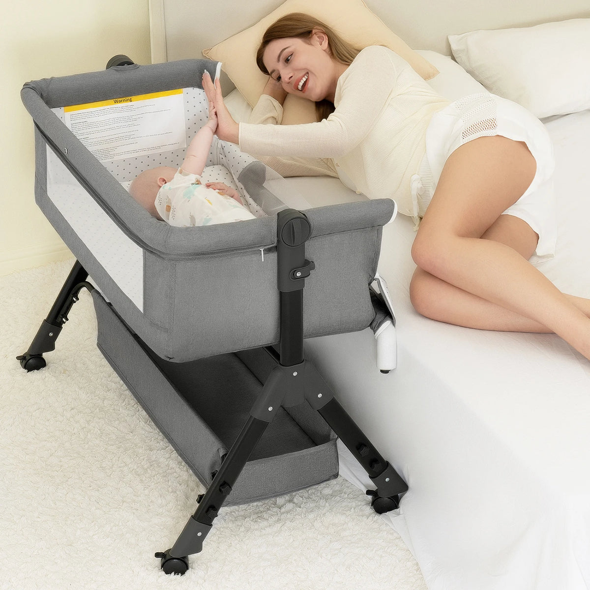 Three In One Portable Baby Bassinet Bedside Sleeper For Newborns